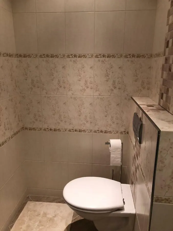 Luxury Apartment Prosek Прага